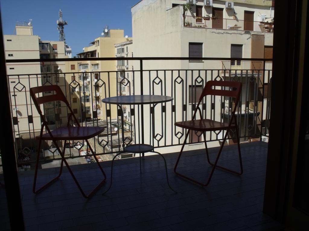 A Tre Passi Dal Centro Palermo Exterior foto